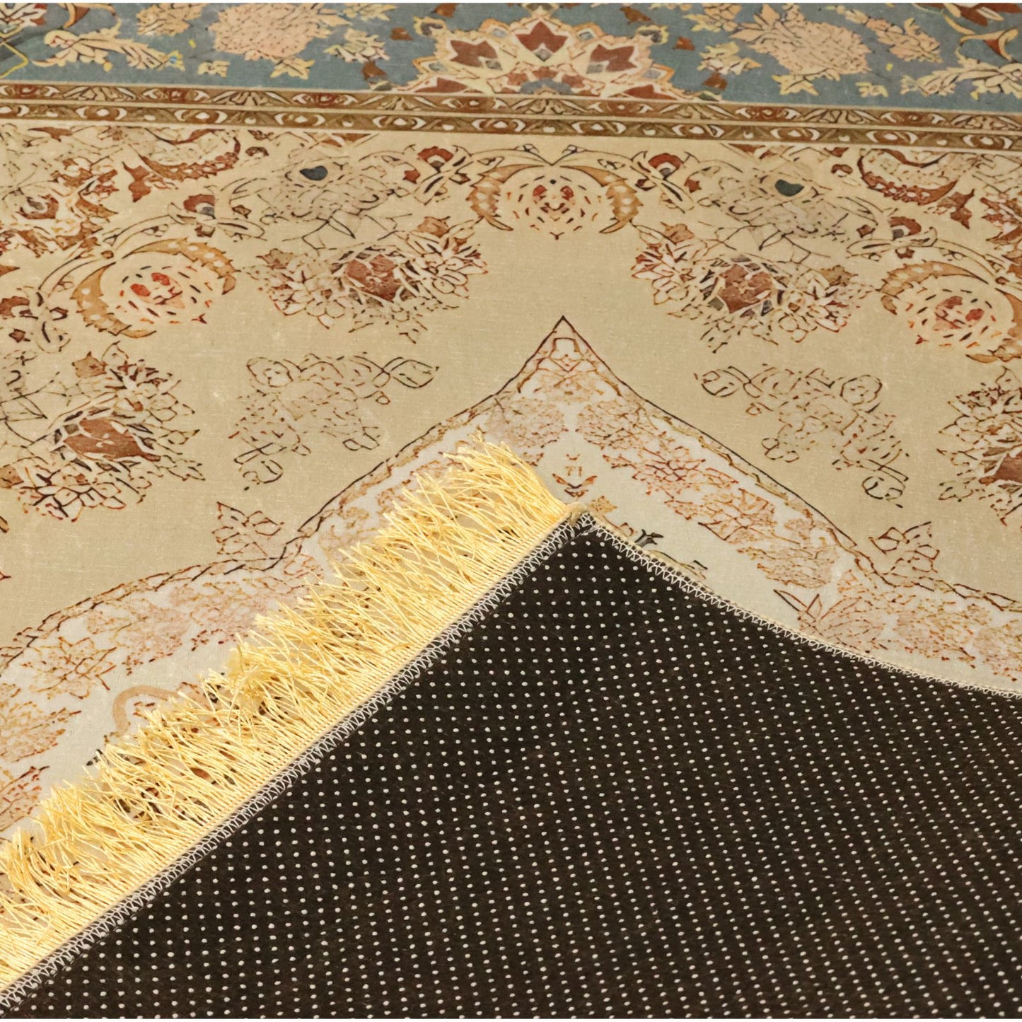 Shiny Persian Pattern Muslin Prayer Rug